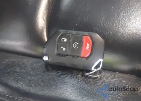 2022 Jeep Wrangler 4Xe Unlimited Sahara 4X4 из США, поврежденный, VIN 1C4JJXP62NW228509